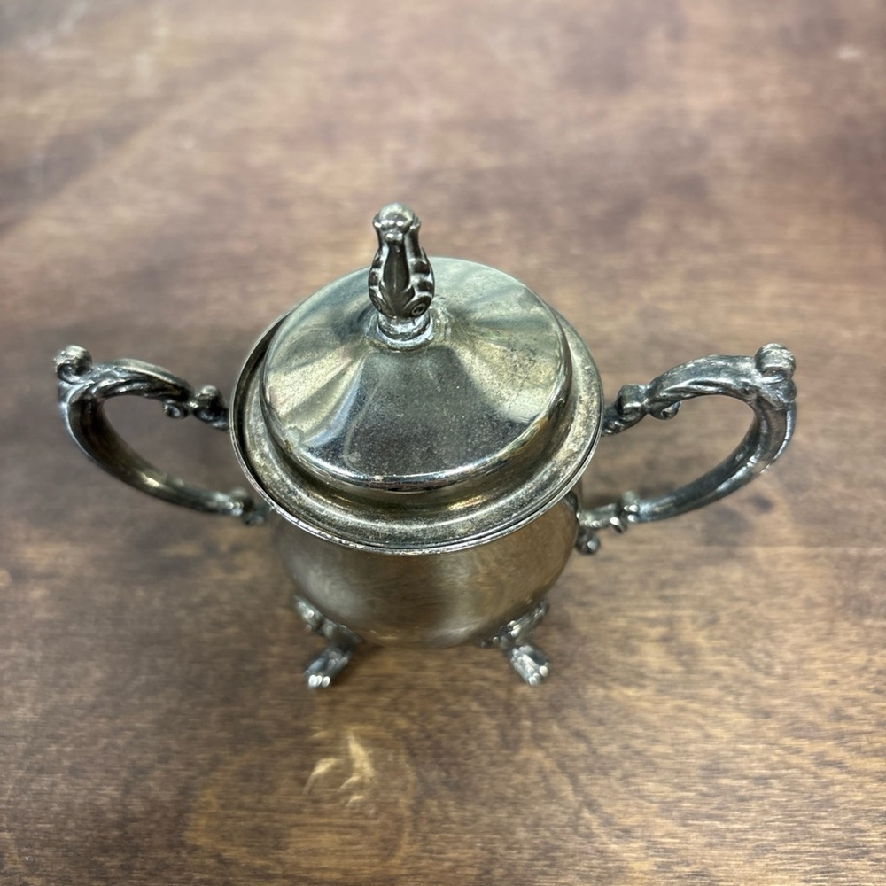 Elegant Mini Silver Plated Sugar Bowl with Lid - Picture 2 of 5